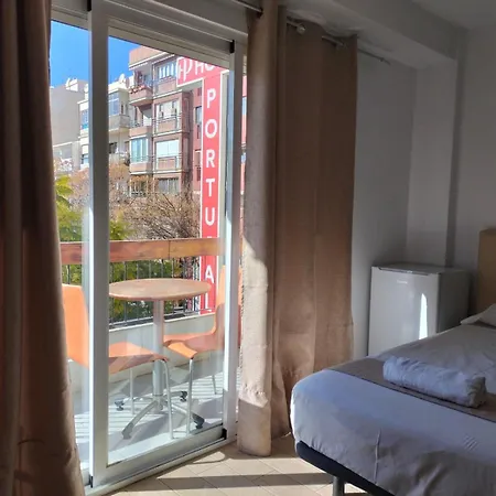 ゲストハウス Portugal